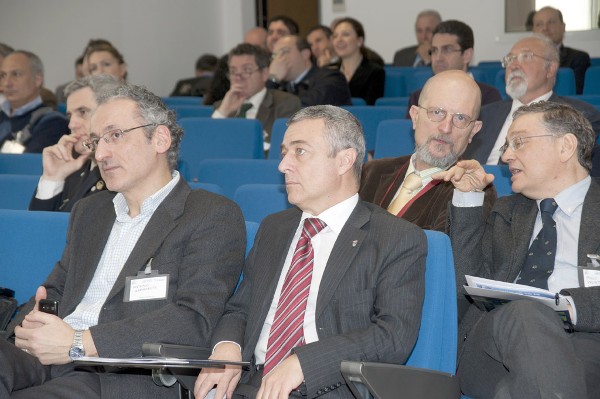 Attendees of the chapter’s January event include (front row, l-r) Antonio Gammarota, Thales Alenia Space and member of the chapter s board of directors; Mario de Lucia, Northrop Grumman, chapter Editorial Board manager and a member of the Technical-Scientific Committee (TSC); (2nd row, l-r) Mario Nardi, Selex ES, member of the chapter’s board of directors; and Paolo Proietti, chief technology officer at Selex ES and chapter TSC member.